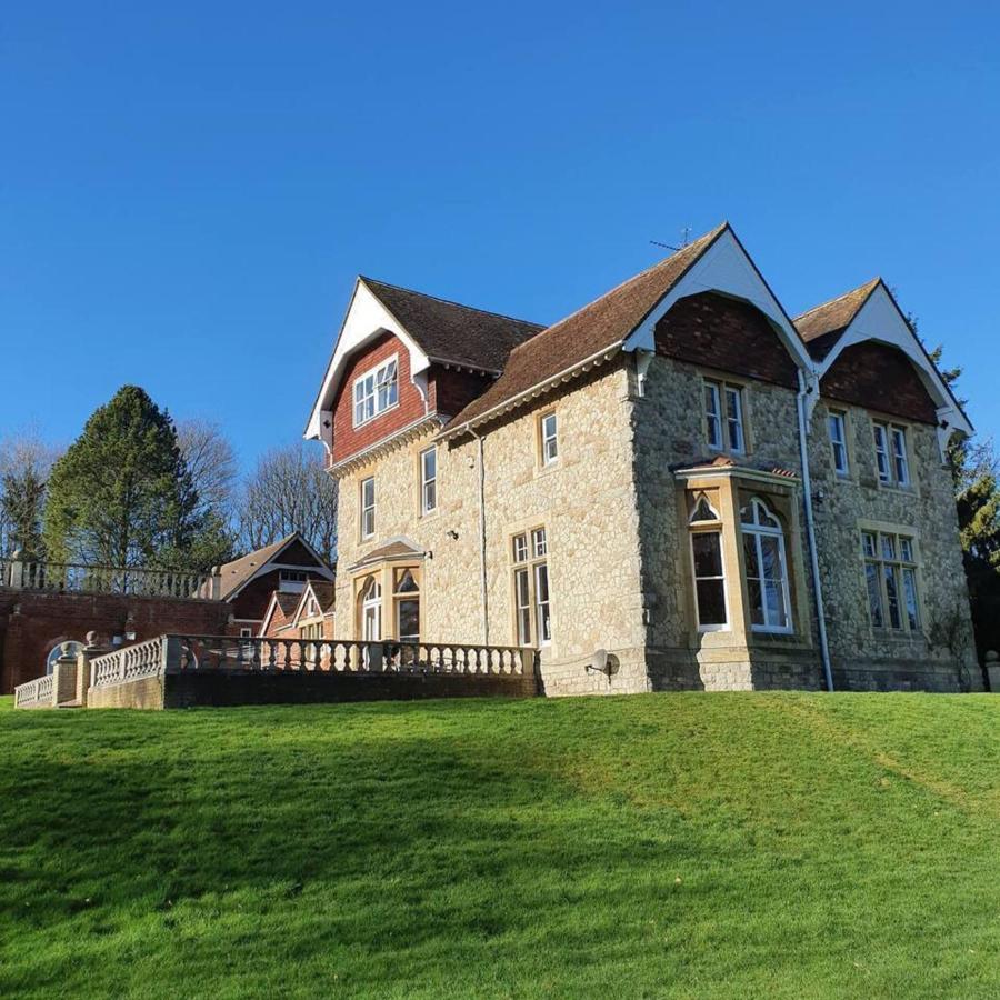 Country Manor House With Indoor Pool And Hot Tub Villa Rochester  Exterior photo